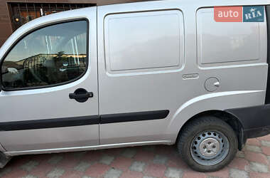 Вантажний фургон Fiat Doblo 2011 в Хмельницькому