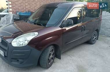 Минивэн Fiat Doblo 2010 в 