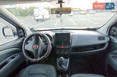Минивэн Fiat Doblo 2010 в 