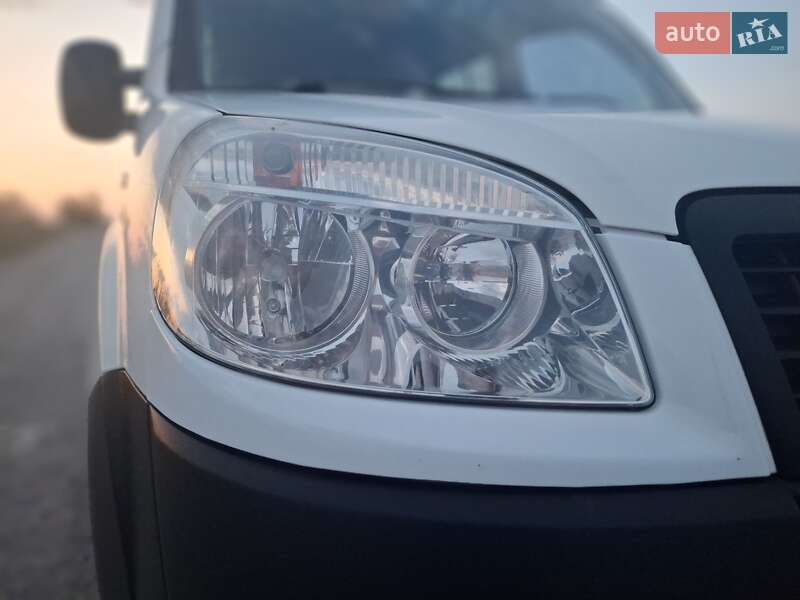 Минивэн Fiat Doblo 2008 в Николаеве