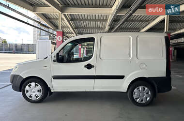 Грузовой фургон Fiat Doblo 2011 в 