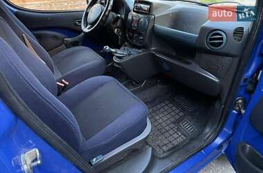 Минивэн Fiat Doblo 2004 в 