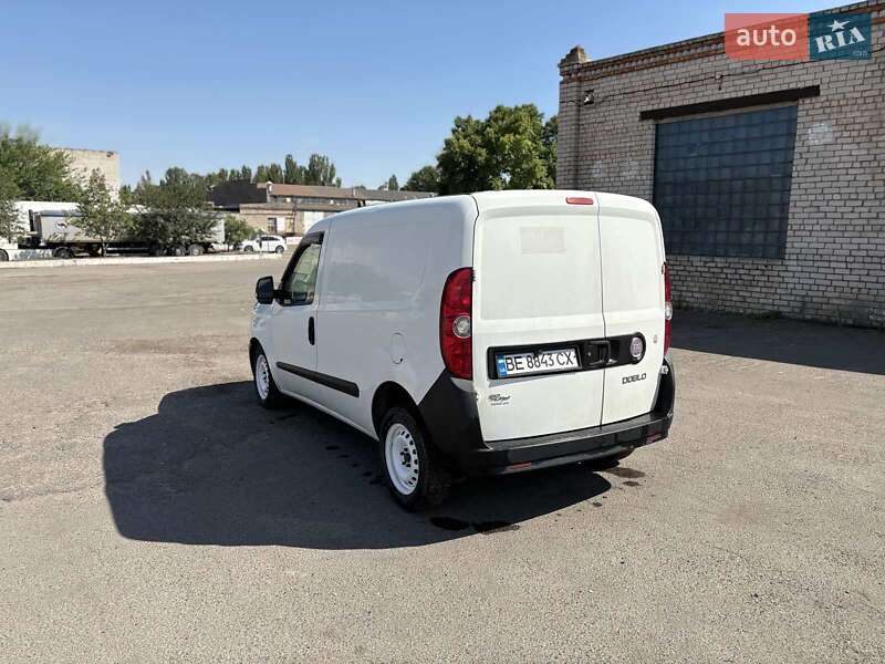 Вантажний фургон Fiat Doblo 2012 в Миколаєві фото 6 Вантажний фургон Fiat Doblo 2012 в Миколаєві