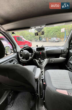 Минивэн Fiat Doblo 2006 в 