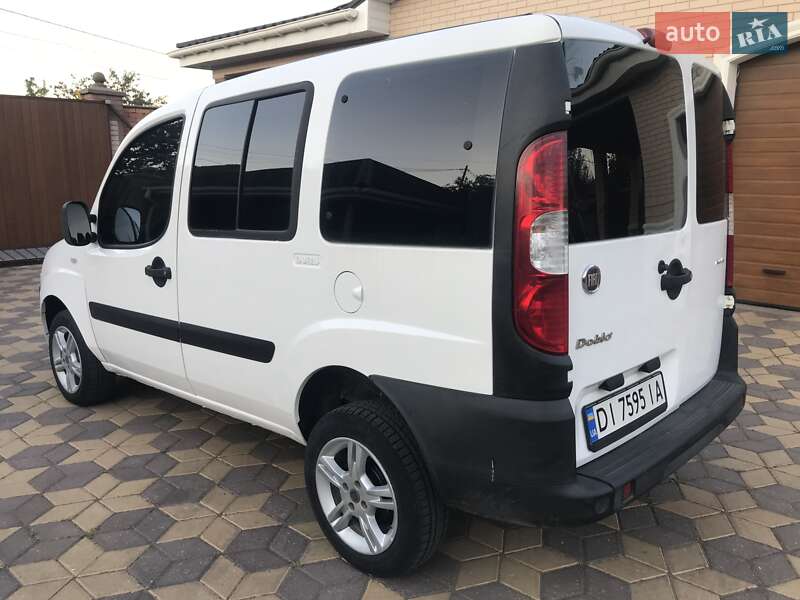 Минивэн Fiat Doblo 2013 в Николаеве