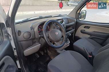 Минивэн Fiat Doblo 2010 в 