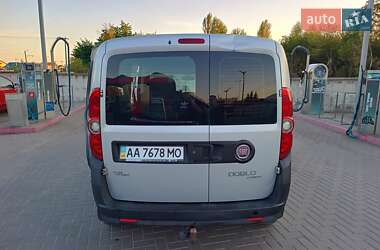 Минивэн Fiat Doblo 2012 в 