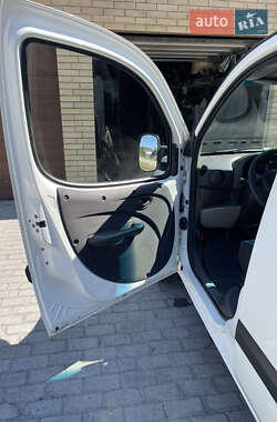 Минивэн Fiat Doblo 2011 в 