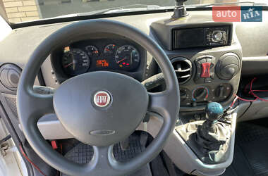 Минивэн Fiat Doblo 2011 в 
