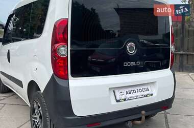 Грузопассажирский фургон Fiat Doblo 2010 в 