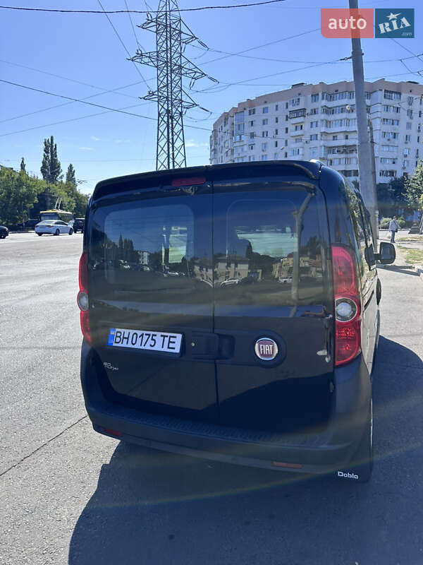 Минивэн Fiat Doblo 2011 в Одессе