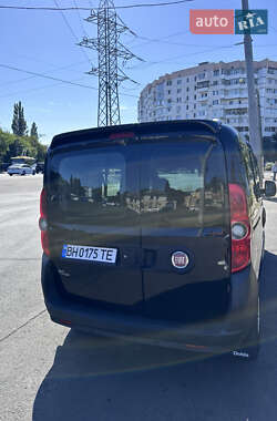 Минивэн Fiat Doblo 2011 в 