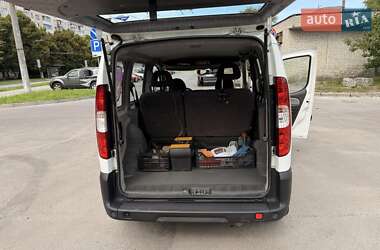 Минивэн Fiat Doblo 2010 в 