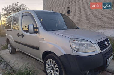 Минивэн Fiat Doblo 2009 в 