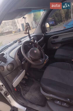 Минивэн Fiat Doblo 2009 в 
