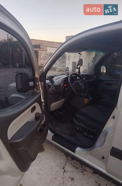 Минивэн Fiat Doblo 2009 в 