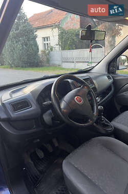 Минивэн Fiat Doblo 2010 в 