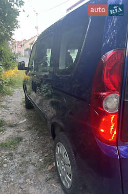Минивэн Fiat Doblo 2010 в 