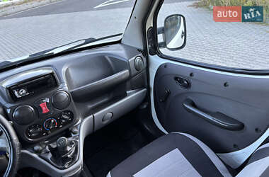 Минивэн Fiat Doblo 2006 в 