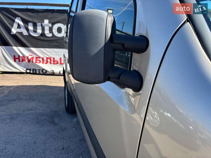 Минивэн Fiat Doblo 2013 в Запорожье фото 9 Минивэн Fiat Doblo 2013 в Запорожье