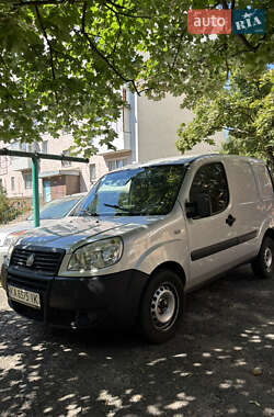Вантажний фургон Fiat Doblo 2011 в Києві