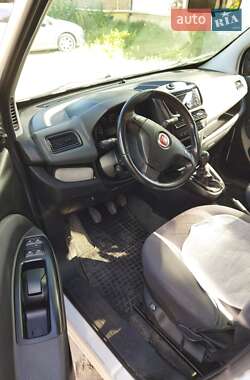 Минивэн Fiat Doblo 2012 в 