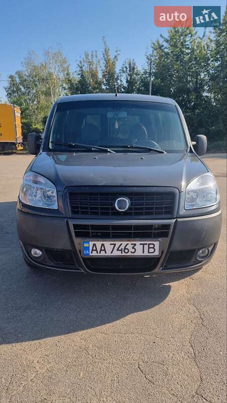 Мінівен Fiat Doblo 2011 в Києві
