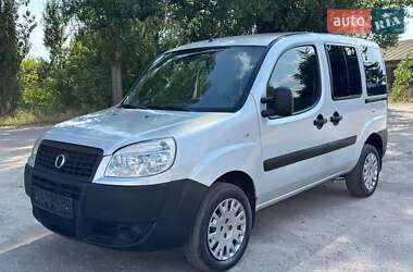 Минивэн Fiat Doblo 2012 в 