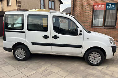 Минивэн Fiat Doblo 2009 в 