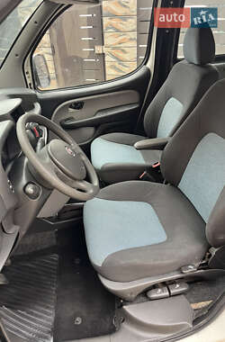 Минивэн Fiat Doblo 2009 в 
