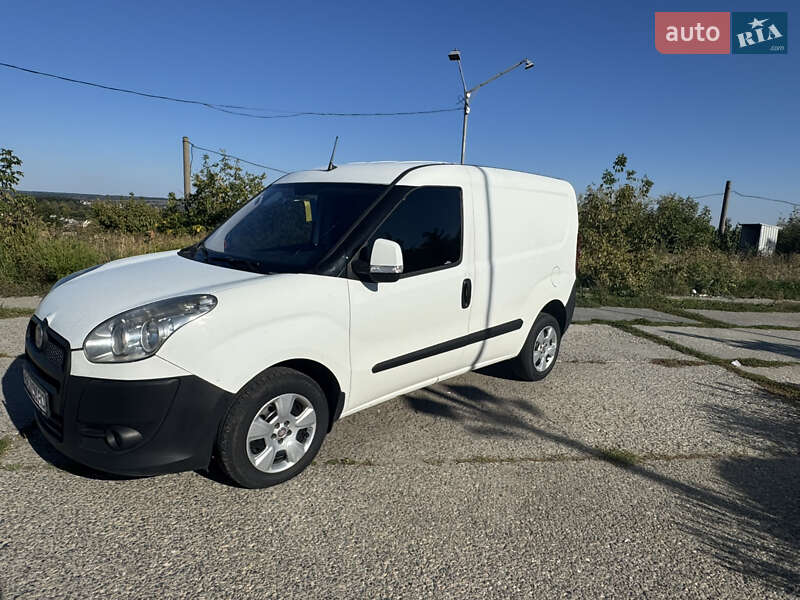 Грузовой фургон Fiat Doblo 2011 в 