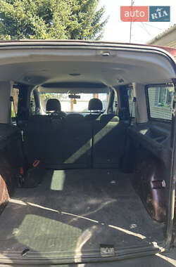 Минивэн Fiat Doblo 2011 в 