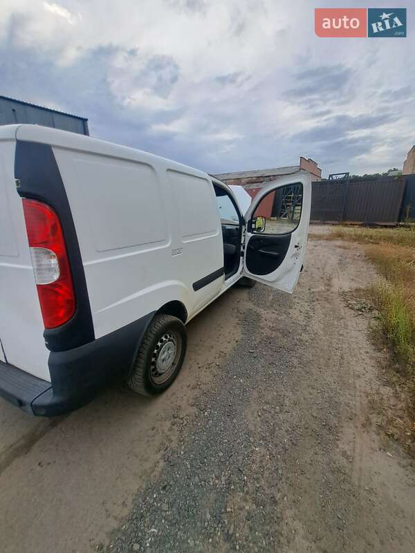 Грузовой фургон Fiat Doblo 2008 в Киеве фото 18 Грузовой фургон Fiat Doblo 2008 в Киеве