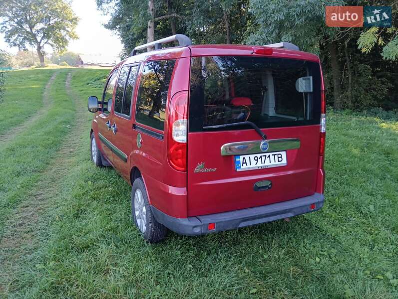 Минивэн Fiat Doblo 2006 в Березане