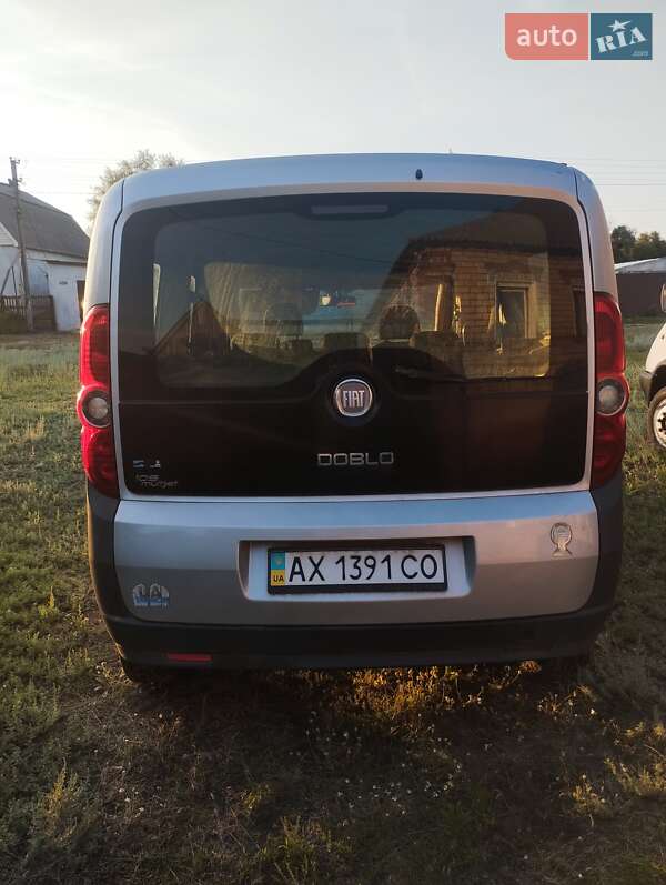 Минивэн Fiat Doblo 2011 в Харькове фото 3 Минивэн Fiat Doblo 2011 в Харькове