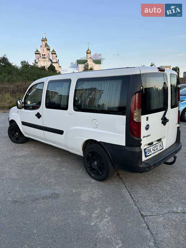 Минивэн Fiat Doblo 2008 в Вараше