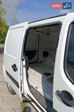 Грузовой фургон Fiat Doblo 2010 в 