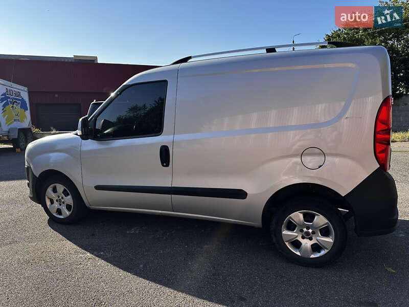 Грузовой фургон Fiat Doblo 2011 в Кривом Роге