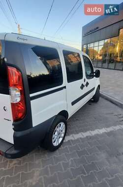 Минивэн Fiat Doblo 2010 в 