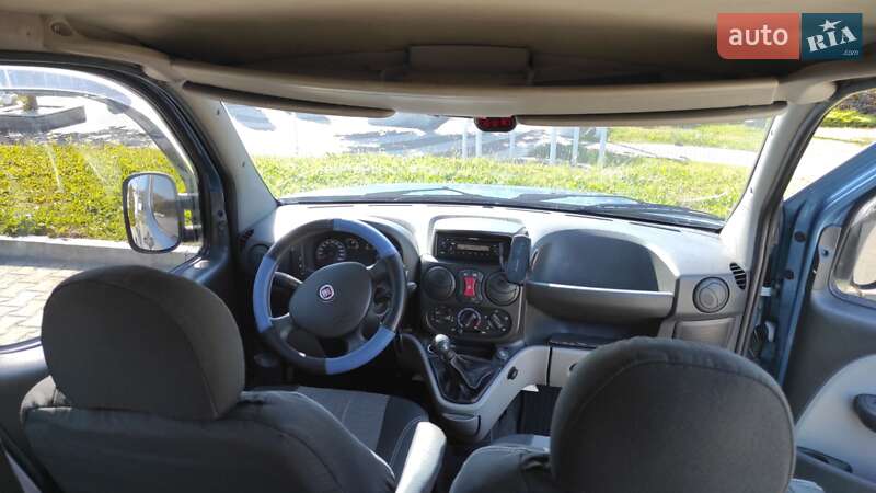 Минивэн Fiat Doblo 2009 в Новоселице