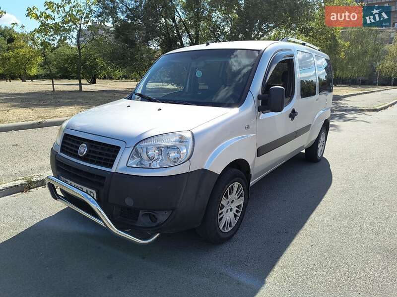 Минивэн Fiat Doblo 2008 в Днепре