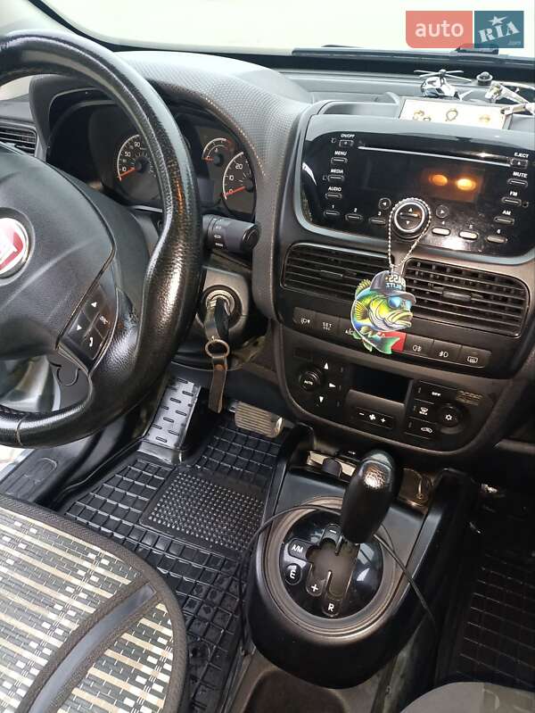 Минивэн Fiat Doblo 2012 в Сторожинце