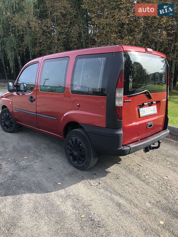 Минивэн Fiat Doblo 2002 в Луцке