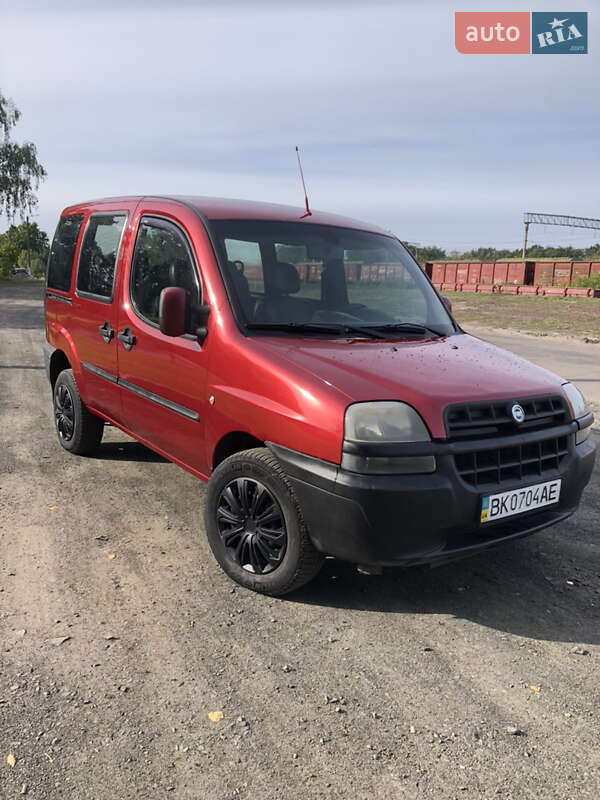 Минивэн Fiat Doblo 2002 в Луцке
