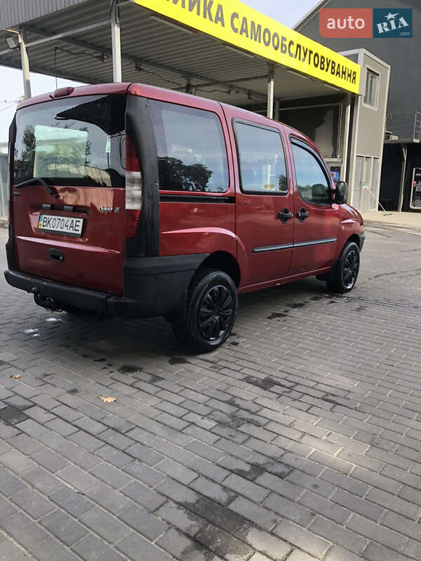 Минивэн Fiat Doblo 2002 в Луцке