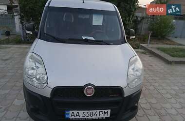 Минивэн Fiat Doblo 2011 в 