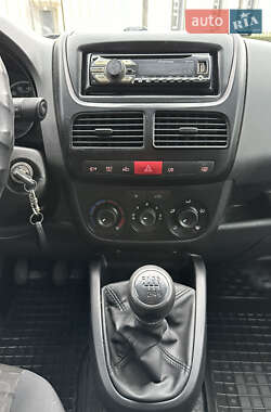 Минивэн Fiat Doblo 2012 в 