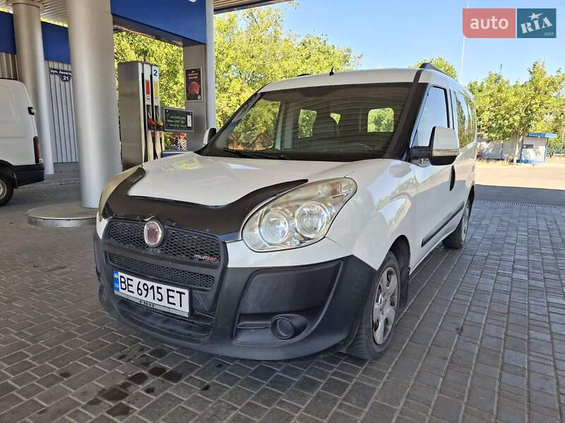 Минивэн Fiat Doblo 2010 в Николаеве