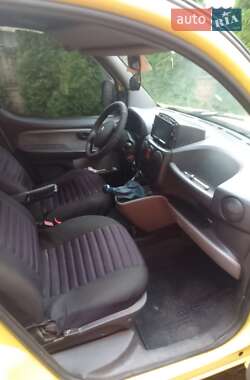 Минивэн Fiat Doblo 2006 в 
