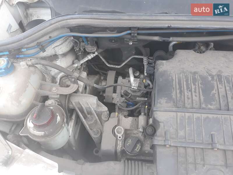 Минивэн Fiat Doblo 2013 в Киеве